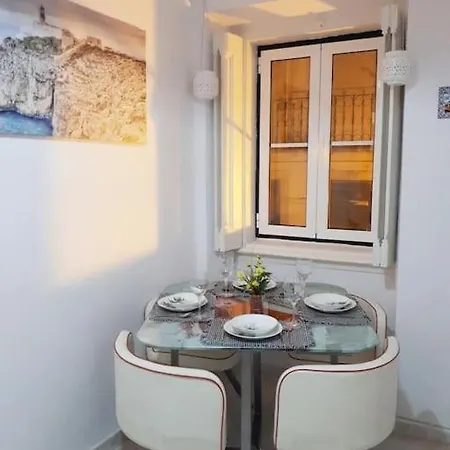 Апартаменти Sweet Alfama, 2 *